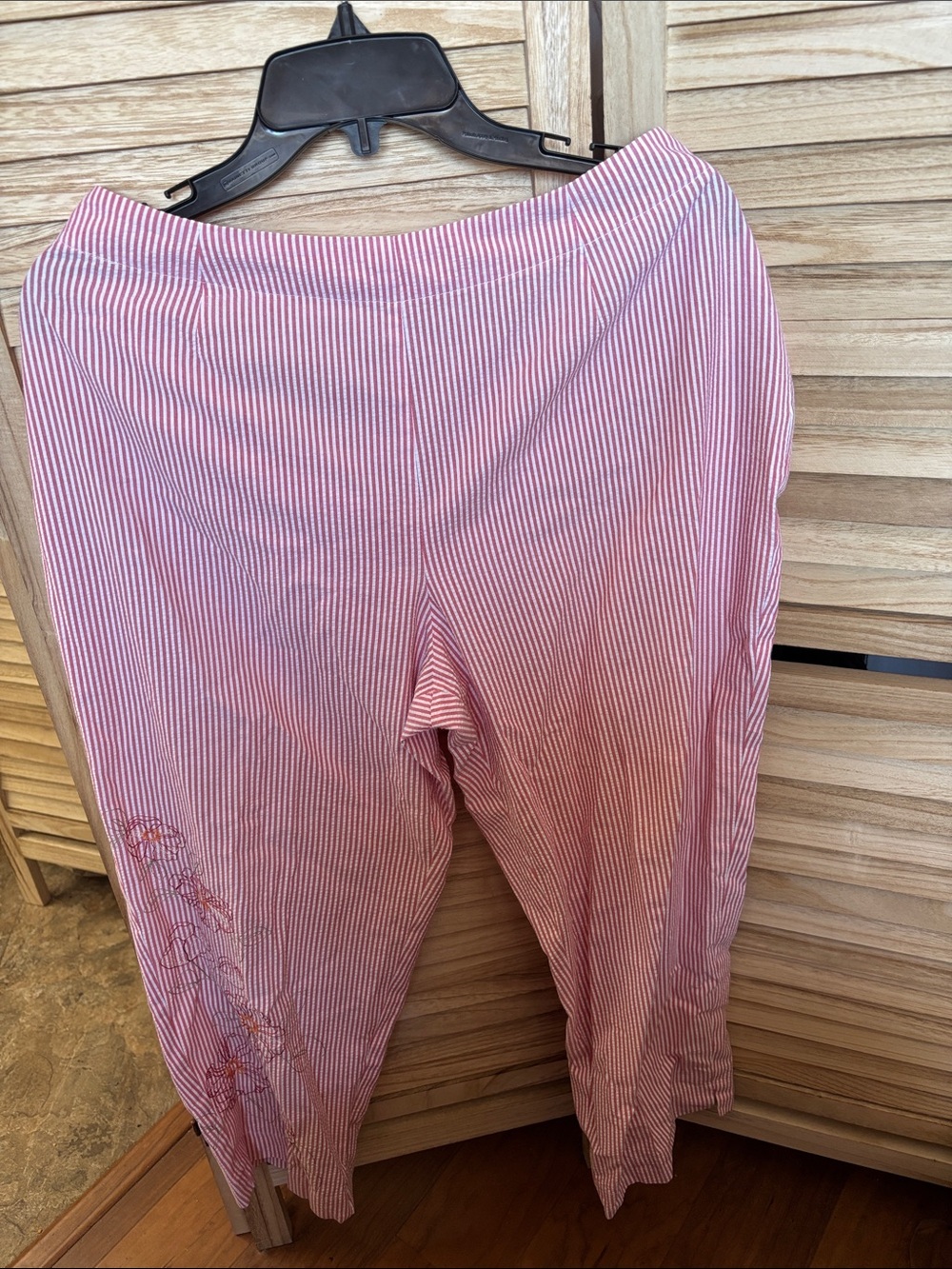 Northern Isles Pink & White Striped Seersucker Side Zip Pants 14